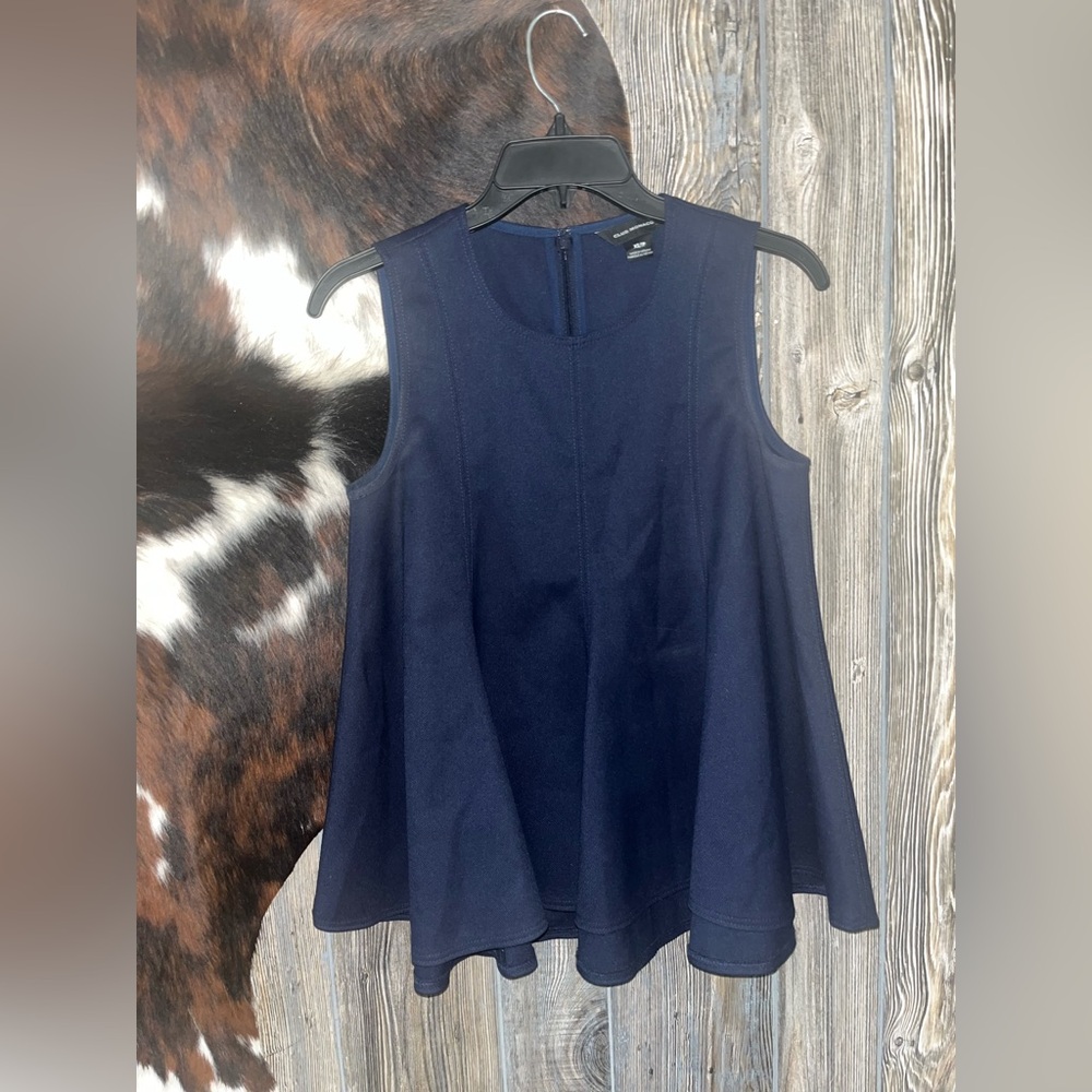 Club Monaco size XS Navy Blue Swing sleeveless top in like new condition - Picture 1 of 5